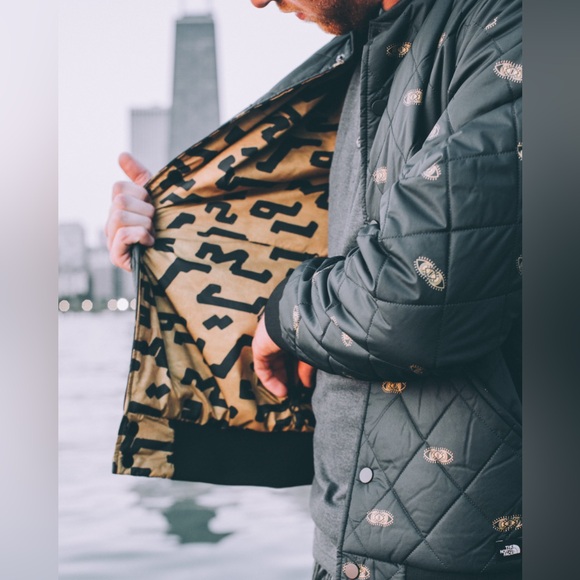 NWOT The North Face Jester Bomber Jacket Reversible - Picture 1 of 12